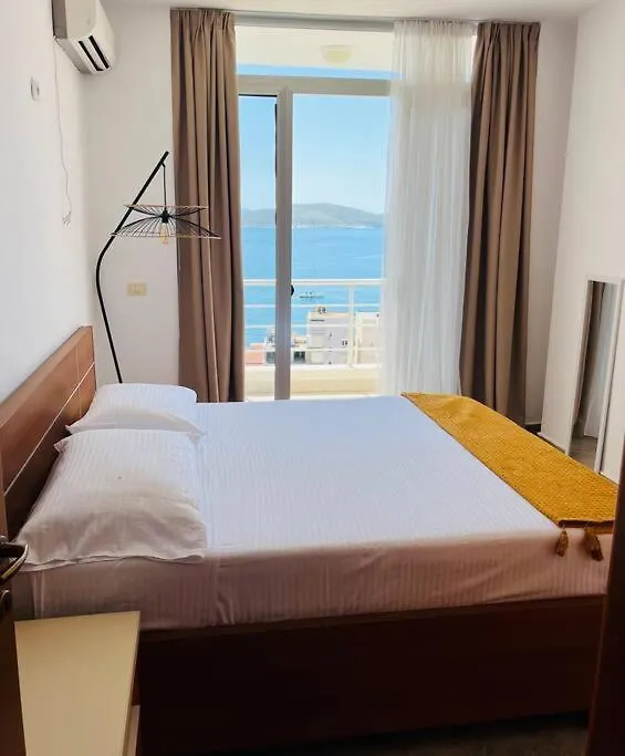 Seaside Serenity! Free Parking! Sarande 0*,