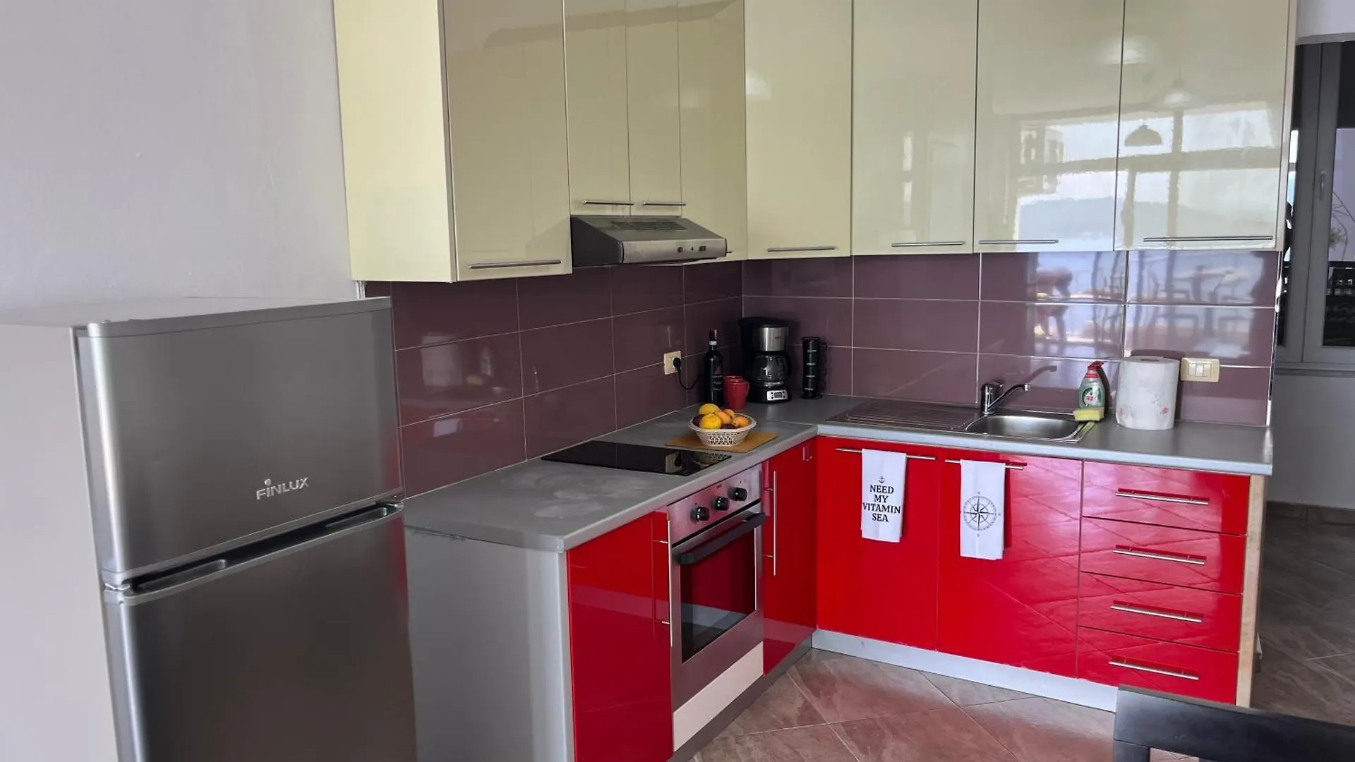 Seaside Serenity! Free Parking! Sarande Apartment